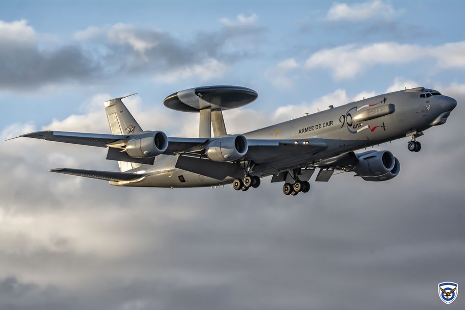 tn_4_AAE E-3F (2) 45×30